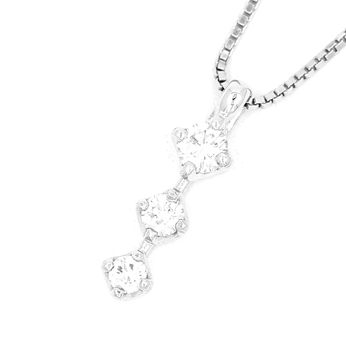 ダイヤモンドネックレス