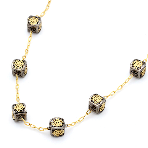 デザインネックレス