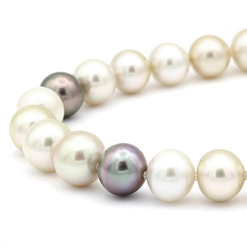 南洋マルチパールネックレス