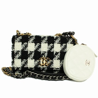 CHANEL19チェーンウォレット