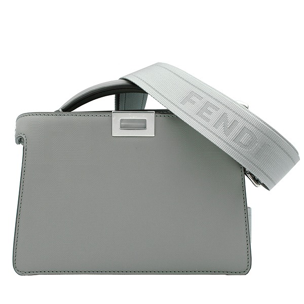 ピーカブー ISeeU エックスクロス