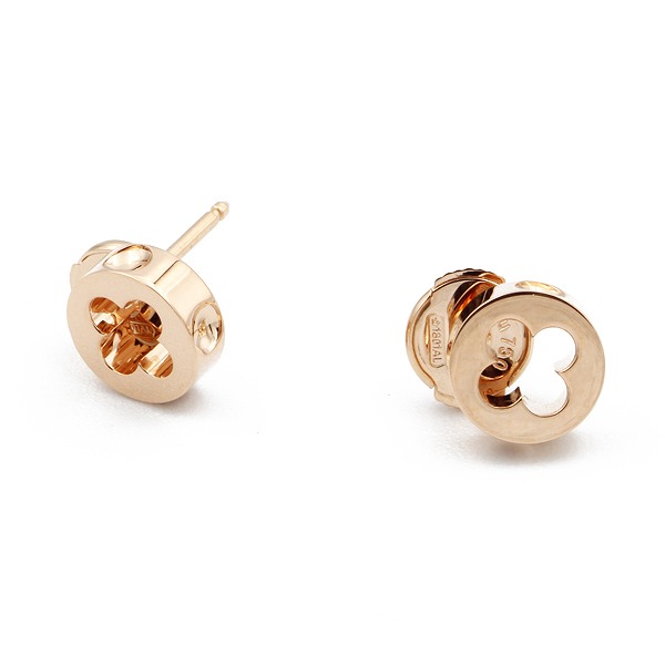 アンプラント ピアス