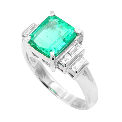 エメラルド ダイヤモンドリング