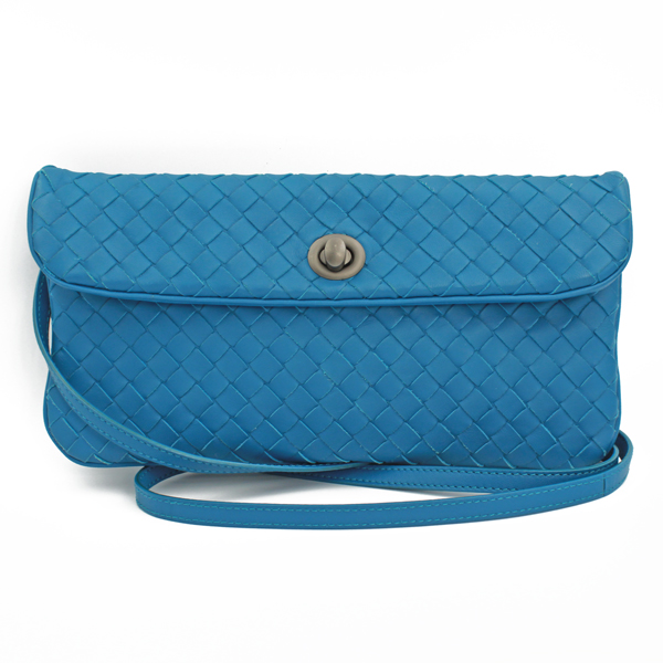 イントレチャートショルダーバッグ