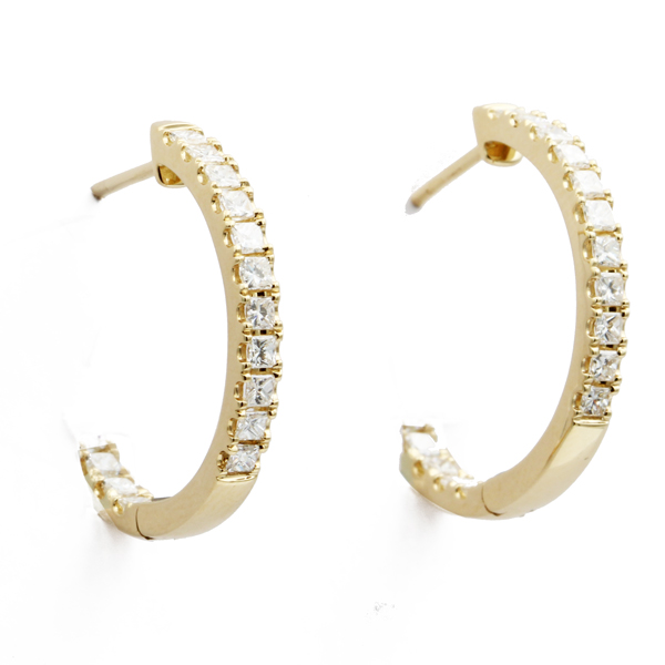 ダイヤモンドピアス