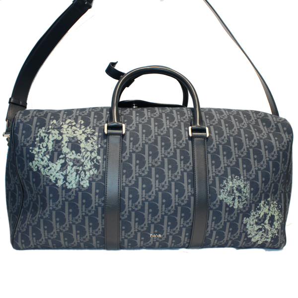 ティアーズ ランゴ 50 オブリーク ピースサイン